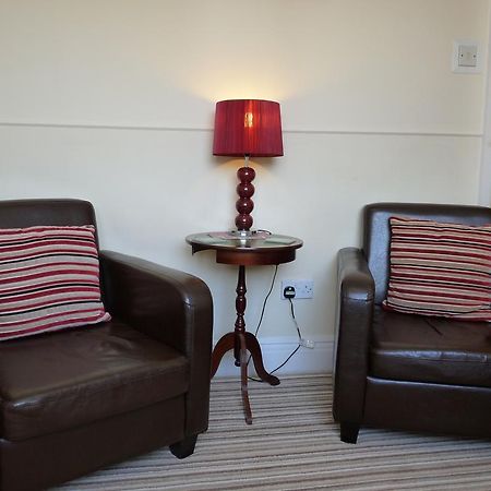 Cornerways Guest House Llandudno Bagian luar foto