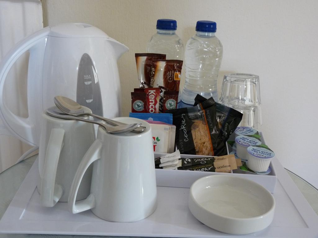 Cornerways Guest House Llandudno Bagian luar foto