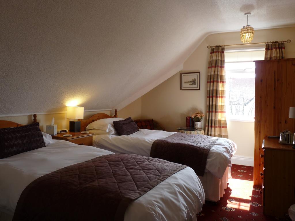 Cornerways Guest House Llandudno Bagian luar foto
